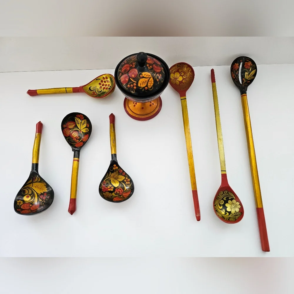 Vintage Russian Khokhloma Wood Set - Hand-Painted Lacquer Lidded Dish & 7 Spoons